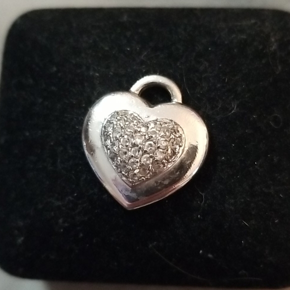 Charm - Picture 1 of 1